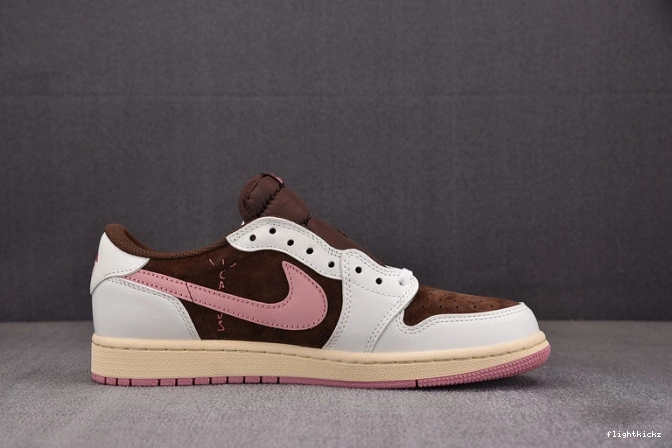 SP x Low DZ4137-206 1 Scott Travis OG AJ 0817